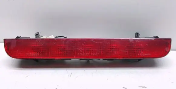 Nissan X-Trail T30 Third/center stoplight P1842
