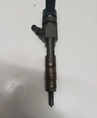 Suzuki Grand Vitara II Fuel injector 0445110230