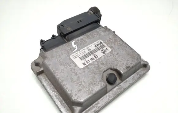 Volkswagen Golf IV Engine control unit/module 038906018BM 0281001846