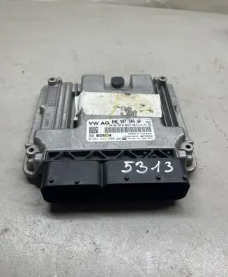 Volkswagen Jetta VI Engine control unit/module ECU 04E907309AP 0261S11600