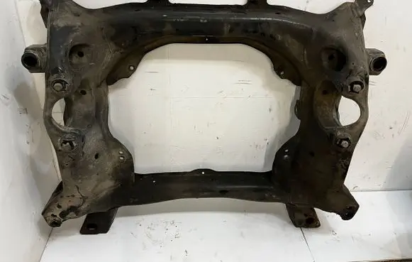 Mercedes-Benz E W212 Front subframe A2126280457 2126280457