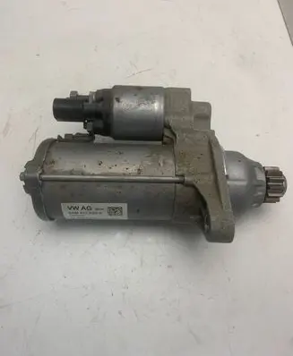 Volkswagen Golf VII Starter motor 0AM911023R
