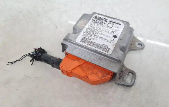 Renault Megane I Airbag control unit/module 550803600 7700437477