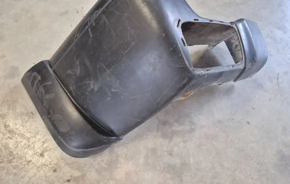 Nissan Patrol Y61 Rear bumper corner part panel trim 85025VB100