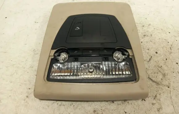 BMW 5 F10 F11 Front seat light 28140555