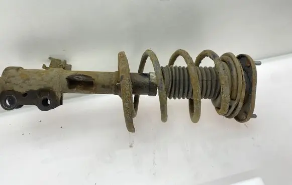 Toyota Auris 150 Front shock absorber with coil spring