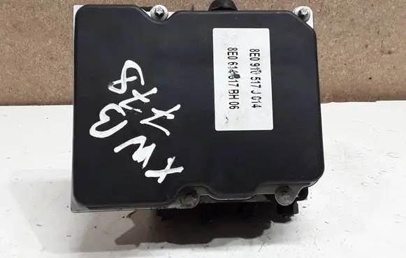 Audi A4 S4 B7 8E 8H ABS Pump 8E0910517J 8E0614517BH