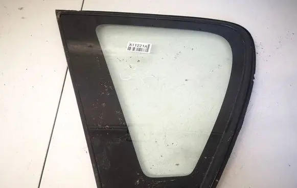 Toyota Corolla Verso E121 Rear side window 