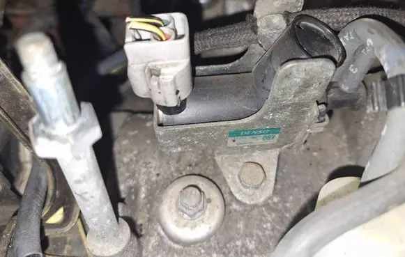 Honda FR-V Turbo solenoid valve 1397000870
