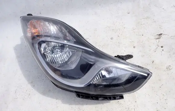 Hyundai ix20 Headlight/headlamp