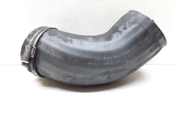 Volvo V70 Intercooler hose/pipe