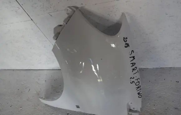 Smart ForTwo III C453 Fender