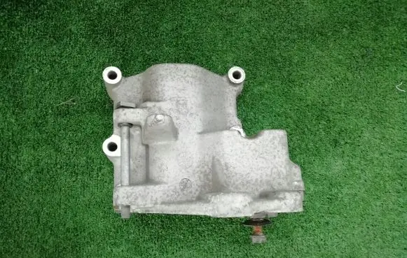 KIA Ceed Engine mounting bracket 252812706