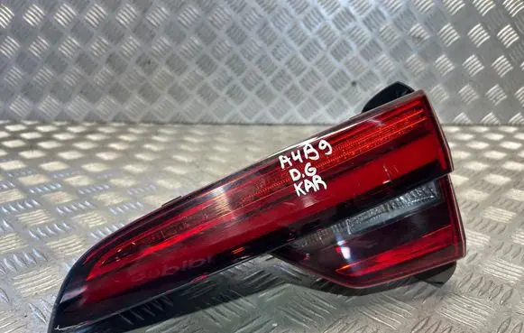 Audi A4 S4 B9 Tailgate rear/tail lights 8W9945094B