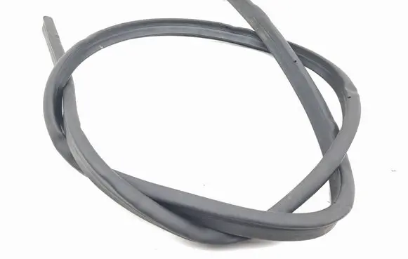 Mercedes-Benz ML W164 Engine compartment rubber 