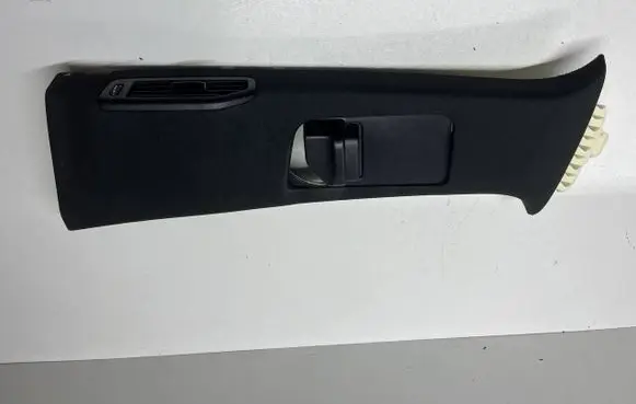 Mercedes-Benz ML W166 (B) pillar trim (top) A1668680139 A1666902825