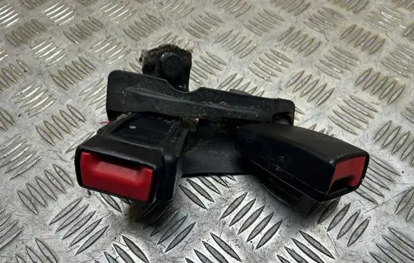Audi A5 Sportback 8TA Middle seatbelt buckle (rear) 8K0857797 608462400