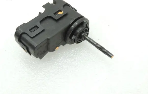 KIA Sportage Headlight level adjustment motor 921303K000