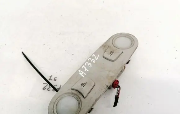 Subaru Legacy Rear seat light