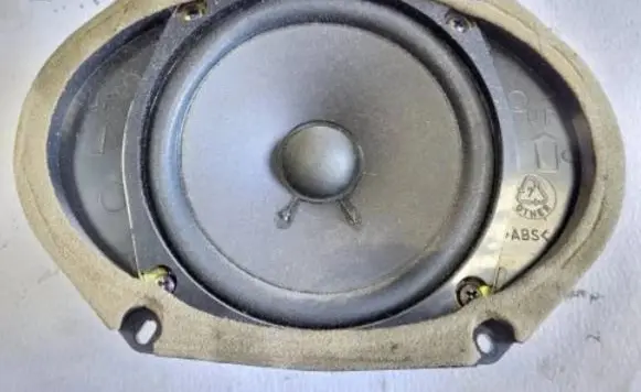 Mazda 6 Front door speaker 3M8118808DA NE66398