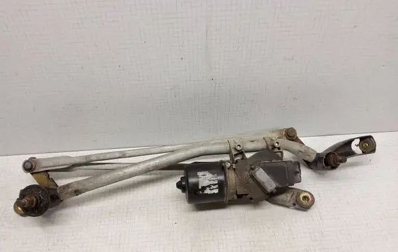 Nissan Almera N16 Front wiper linkage 
