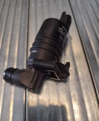 Citroen C6 Windscreen/windshield washer pump 9643447780 008024
