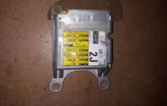 Toyota RAV 4 (XA30) Airbag control unit/module 8917042201