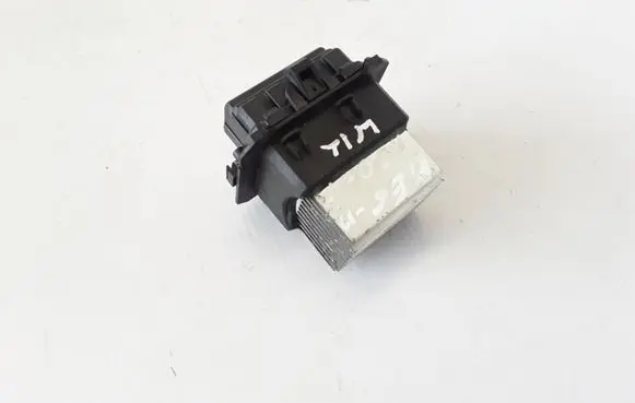 Coolant fan relay