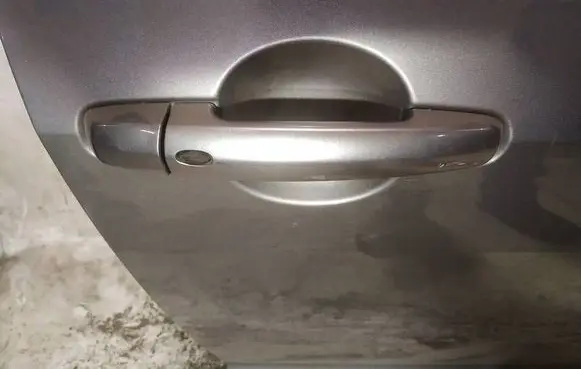 Suzuki Swift I Front door exterior handle 