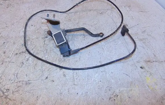 Mercedes-Benz E W211 Air suspension front height level sensor A0105427717 A2115406905