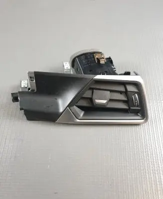 BMW i4 Dashboard side air vent grill/cover trim 5A3B8D0 595720