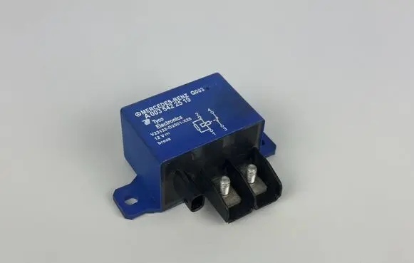 Mercedes-Benz A W169 Current control relay A0035422519 Q003022 V23132D2001X28