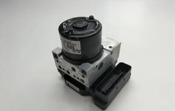 KIA Sportage ABS Pump 589202E550