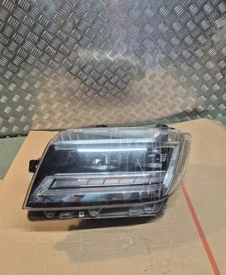 Volkswagen Crafter Headlight/headlamp 7C1941035F