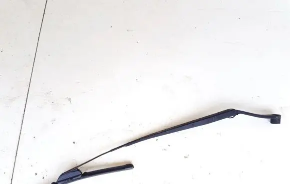 KIA Carens II Front wiper blade arm