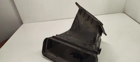 Tesla Model 3 Air intake duct part 125684 110720400E