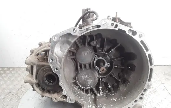 Manual 6 speed gearbox