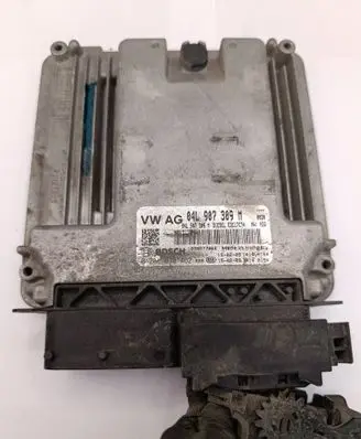 Volkswagen PASSAT B8 Engine control unit/module 04L907309M 0281030462