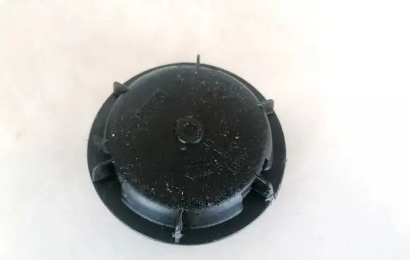 Renault Scenic I Headlight/headlamp dust cover 89001811