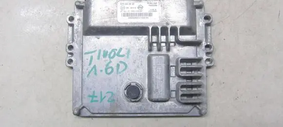 SsangYong Tivoli Engine control unit/module 6735400032