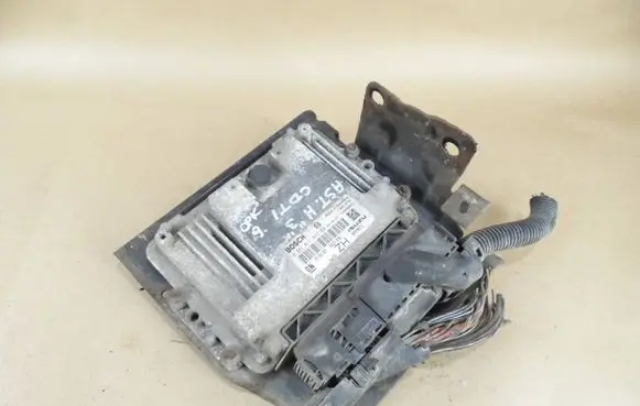 Opel Astra H Engine control unit/module 0281011943 55556829 8973785712