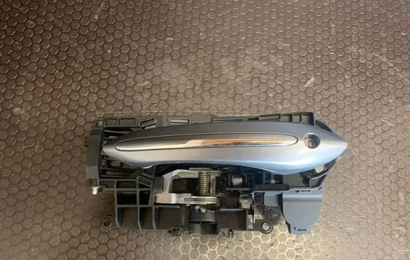 BMW 5 F10 F11 Front door exterior handle X1717564312