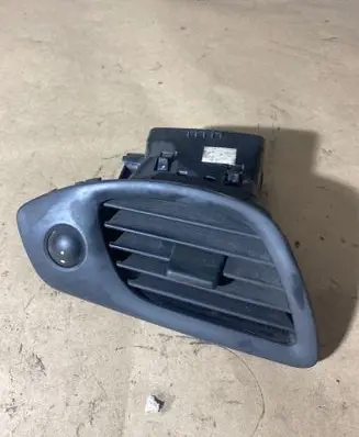 Renault Scenic III - Grand scenic III Dashboard side air vent grill/cover trim 1012124
