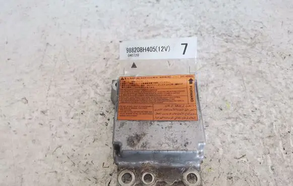 Nissan X-Trail T30 Airbag control unit/module 988208H405