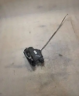 Audi A6 S6 C5 4B Front door lock 4B1837016G