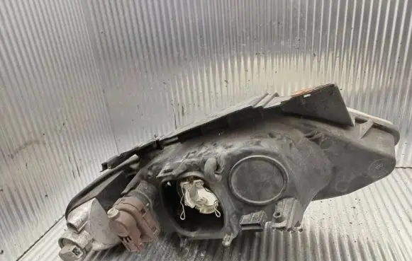 Citroen Xsara Headlight/headlamp 37550748 57570746 37570748