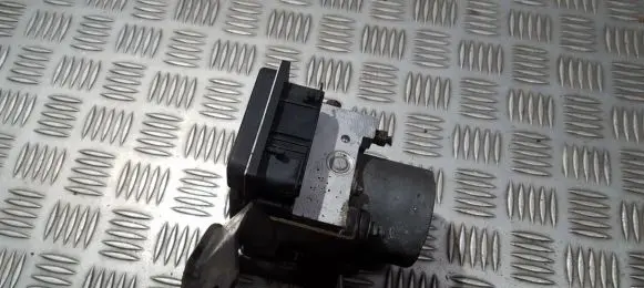Toyota Avensis T250 ABS Pump 0265231327 44510-05040