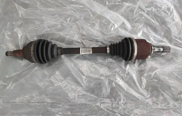 Opel Vivaro Front driveshaft 391018696R 93453896