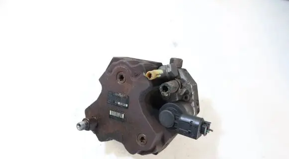 Fuel injection high pressure pump