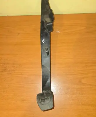 Volkswagen Transporter - Caravelle T4 Clutch pedal 701721315B